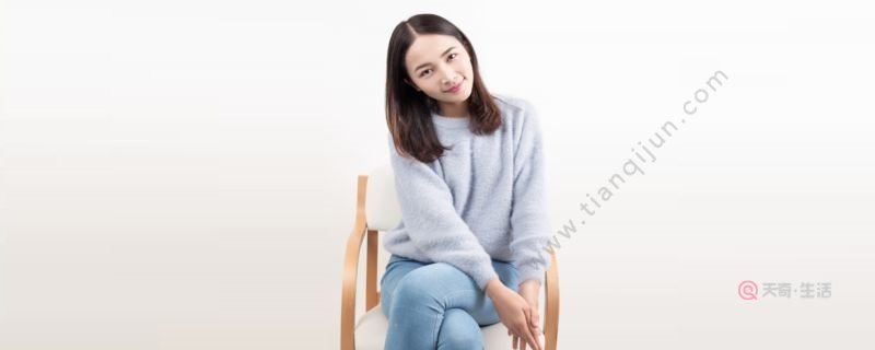 修身毛衣适合搭配什么裤子 修身毛衣适合的裤子有哪些(图1) 修身毛衣适合搭配什么裤子